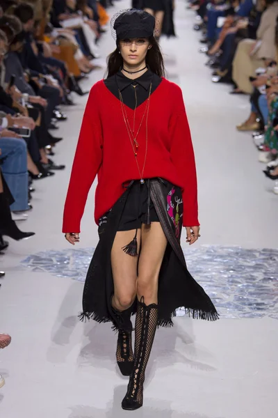 Look 45